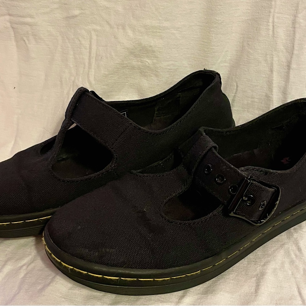 Dr Marten Canvas T strap Mary Jane shoes. Size 5 UK, 7 US